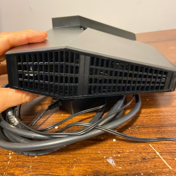 NETGEAR Nighthawk Black Wireless Router- - Picture 3 of 7